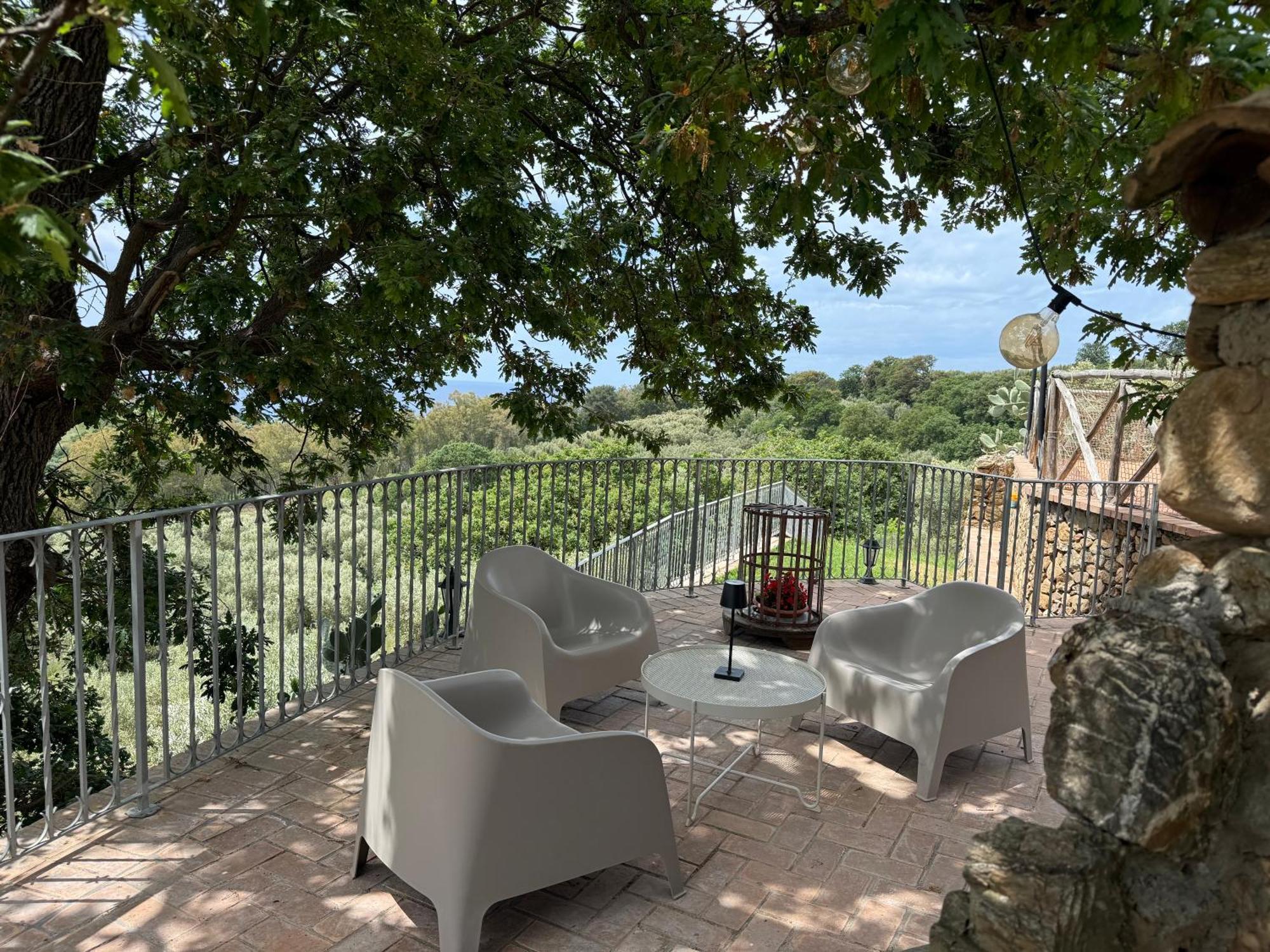 Casale Calabria Bed & Breakfast Gizzeria Exterior photo